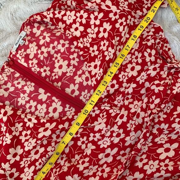 MADEWELL Wrap-Front Romper in Mini Daisy - Picture 3 of 8